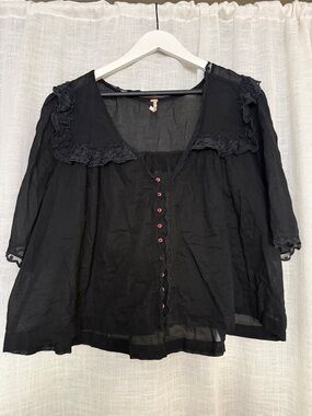 Free People Black Ruffled Lace-Trim Button Blouse